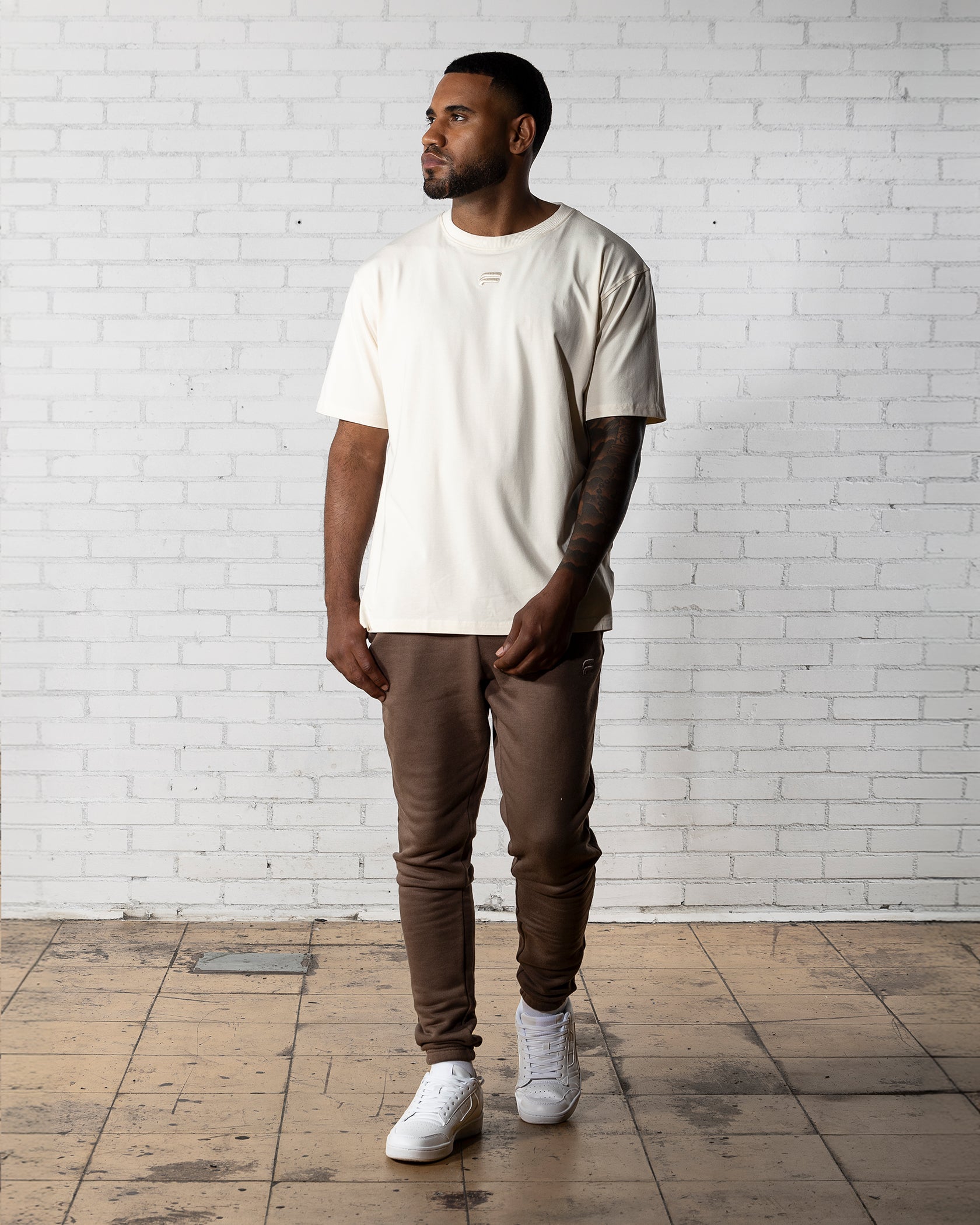 Chocoreto@ジャンクer 　　　　　　　　　　　　ULT WEAR Essential Jogger - Chocolate - Fortex Fitness