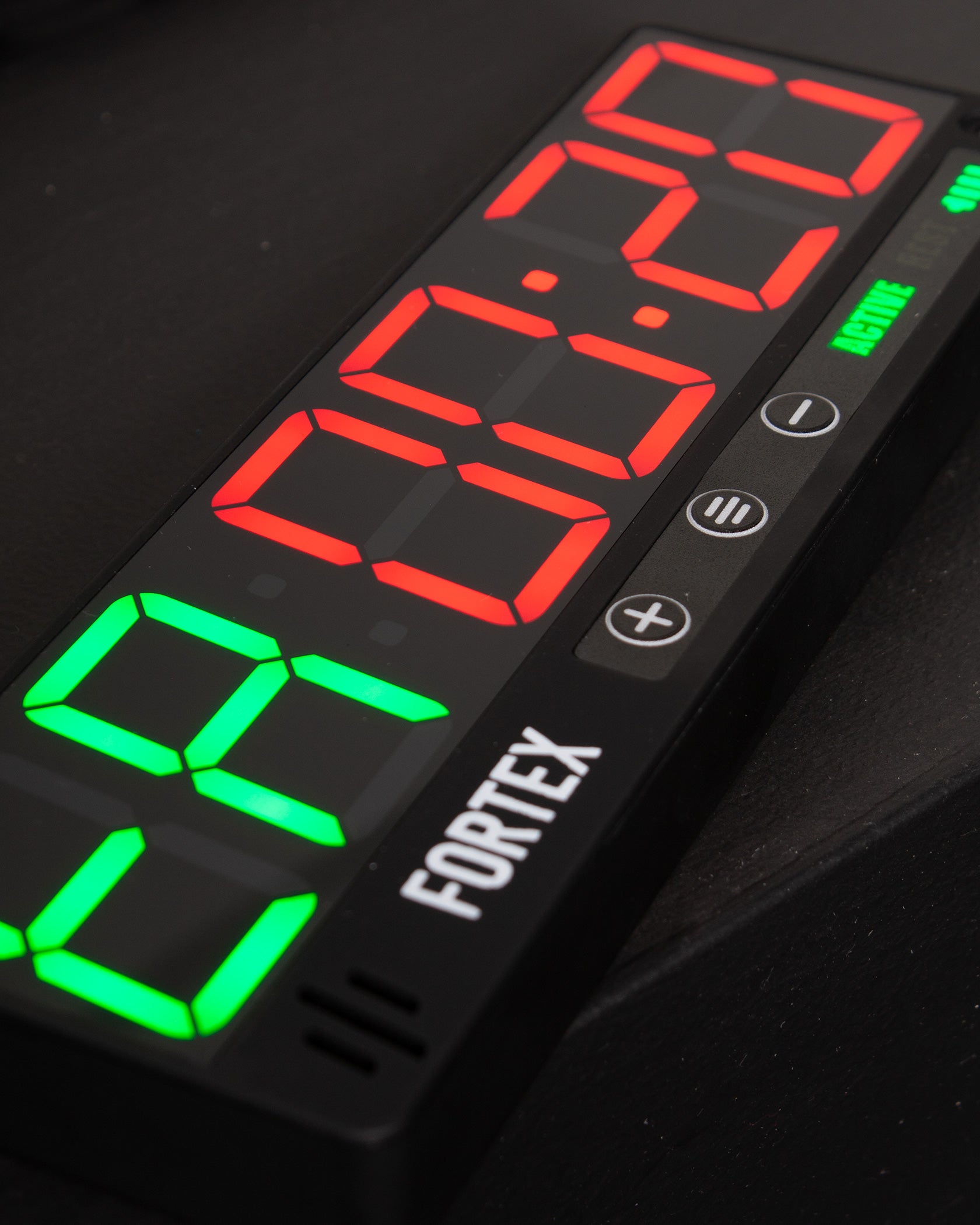 LED display of the Fortex Mini Gym Timer showing workout timer.